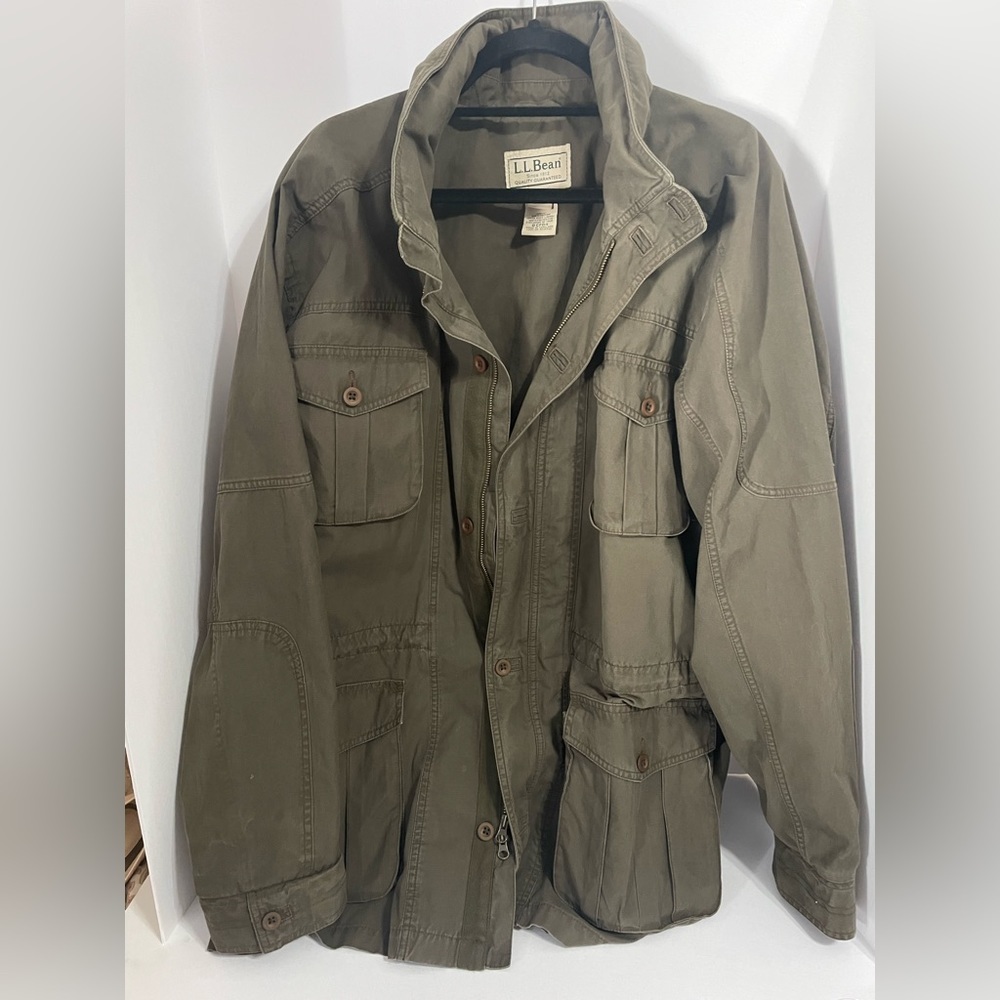 L L Bean Men’s Extra Large Regular Explorer Coat with Hood
